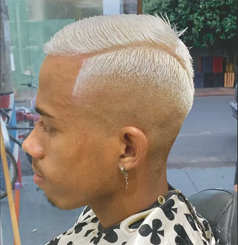 Corte platinado com acabamento lateral